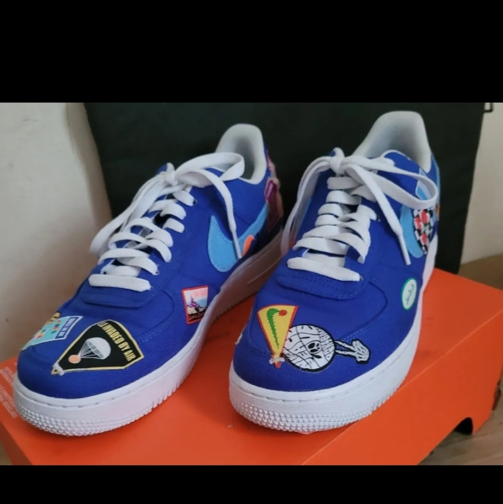 Mens Size 8.5 Nike Airforce 1s